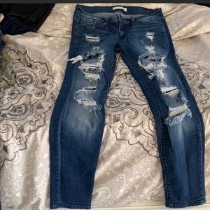 Kancan distressed skinny jeans size 29